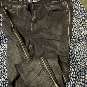 Torrid sky high zipper jeans size 18T